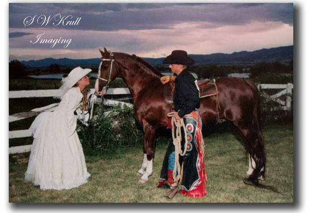 Western wedding couple with horse