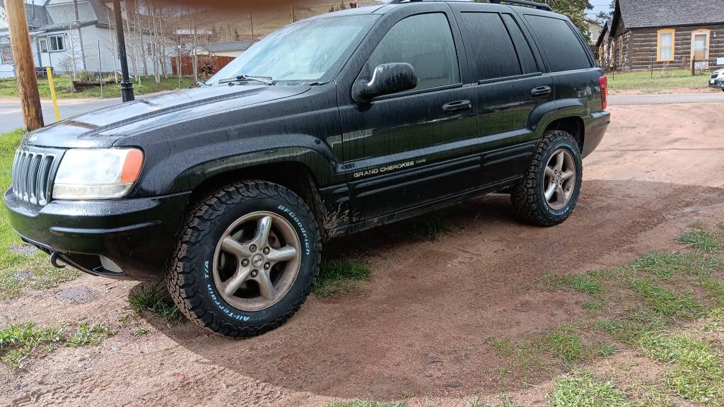 Jeep (new tires)