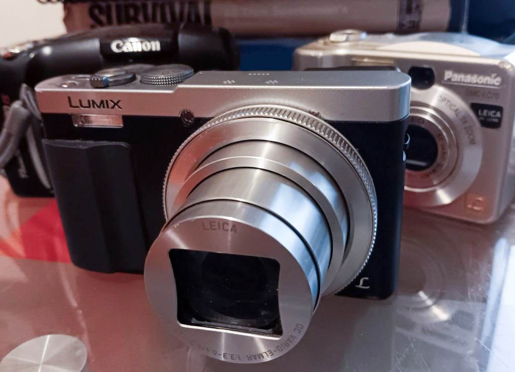 Lumix ZS50 (lighter)